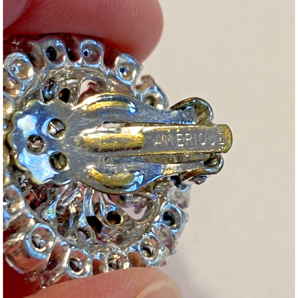 Vintage Clip On Earrings Silver & Blue AB Rhinestone Rounds Signed Amerique - Picture 4 of 7